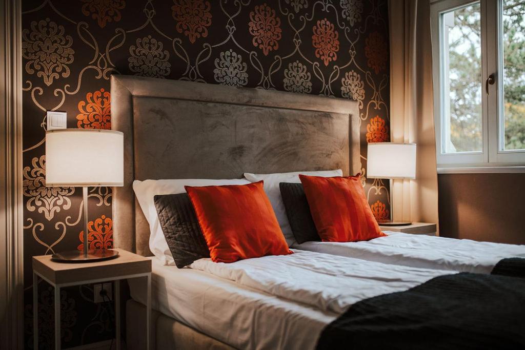 Hotel Debowy Biowellness & Spa Gory Sowie 别拉瓦 外观 照片